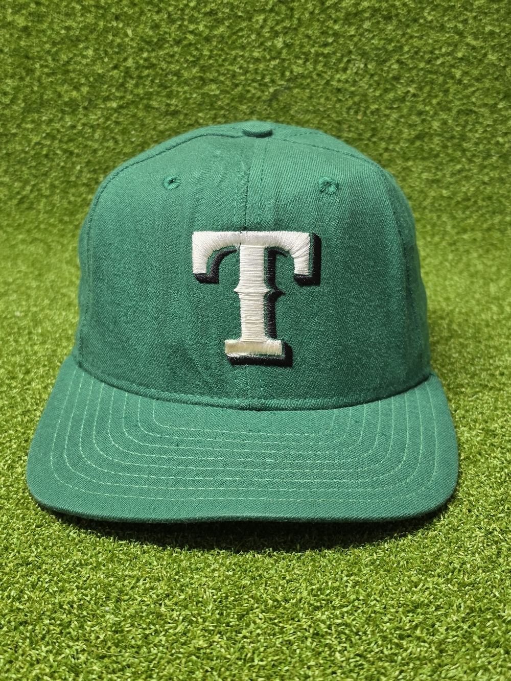 Vintage Texas Rangers Hat Green Fitted 7 1/4 MLB New Era Made In USA